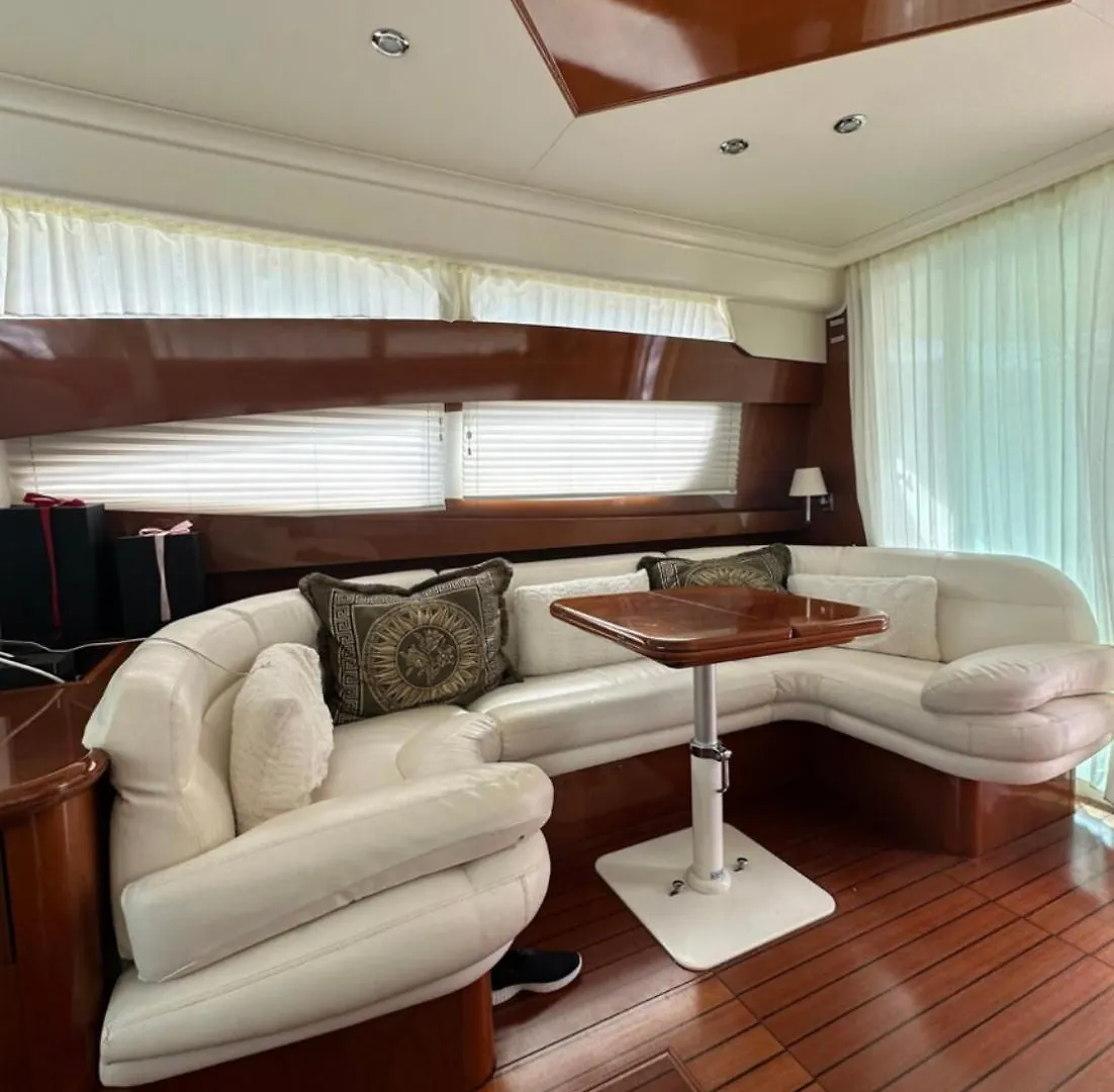 Hotel Yatch The Rock Monaco 0*, Monte-Carlo